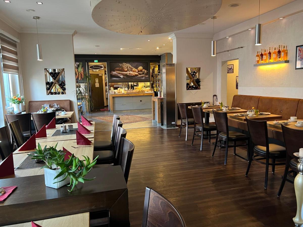 Hotel Ammerlaender Hof เวสเตอร์ชเตเดอ ภายนอก รูปภาพ