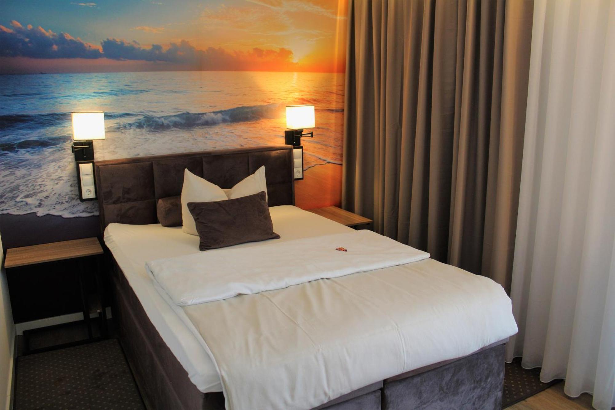 Hotel Ammerlaender Hof เวสเตอร์ชเตเดอ ภายนอก รูปภาพ